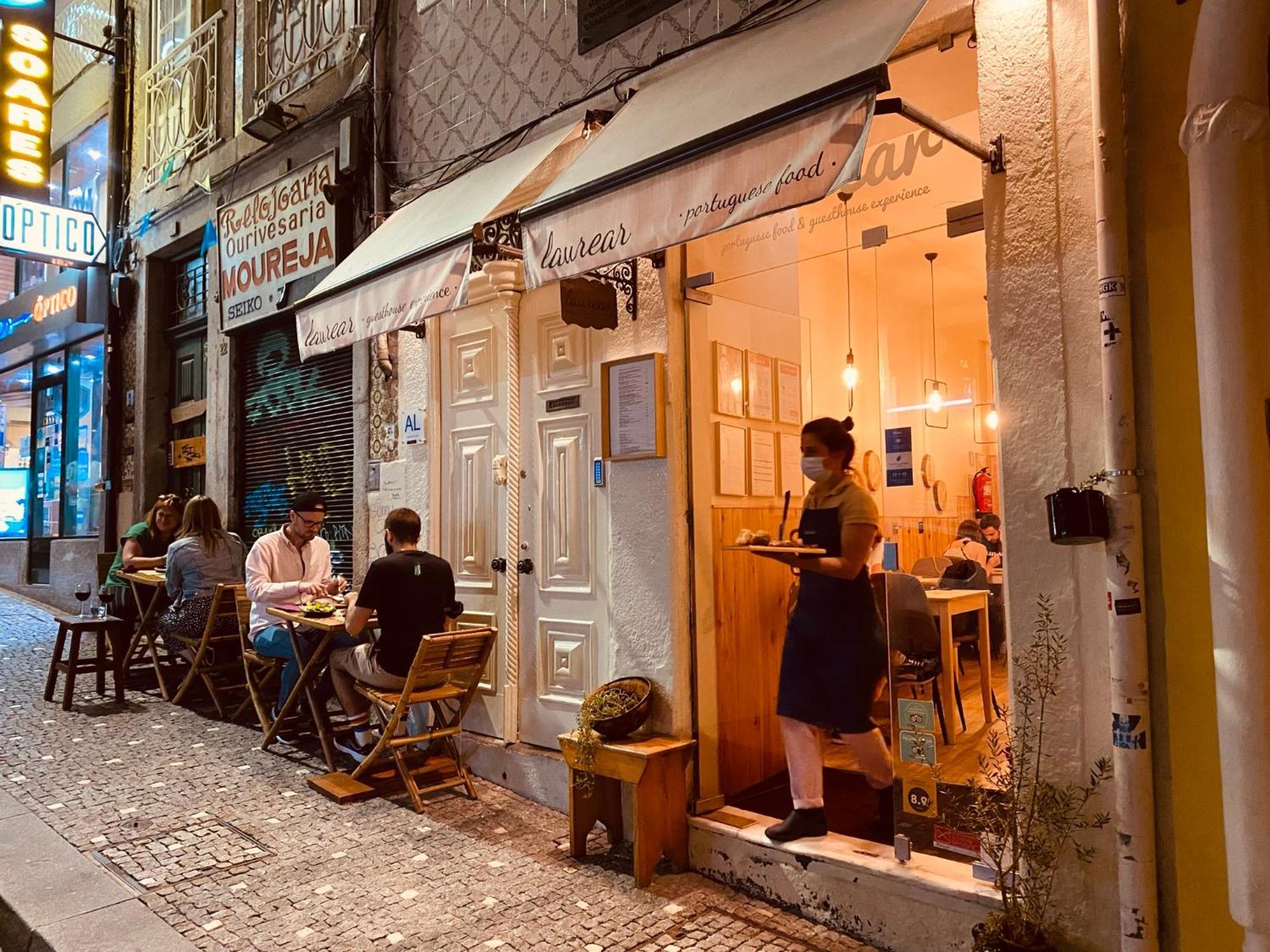 Laurear Guest House Porto Bagian luar foto